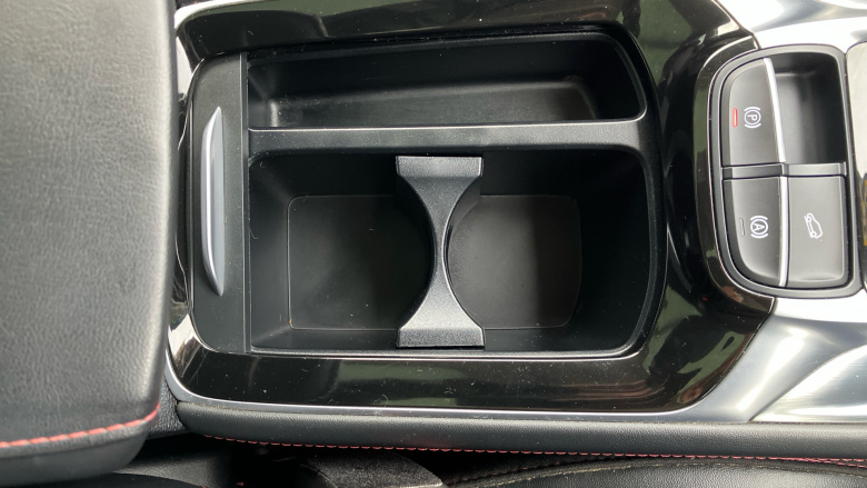 MG Hs 1.5 T-GDI Exclusive 5dr DCT Petrol Hatchback